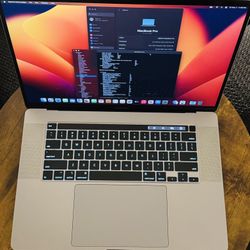 MacBook Pro 16” (2020) - i9 / 32GB / TB-120 Cycles - MINT