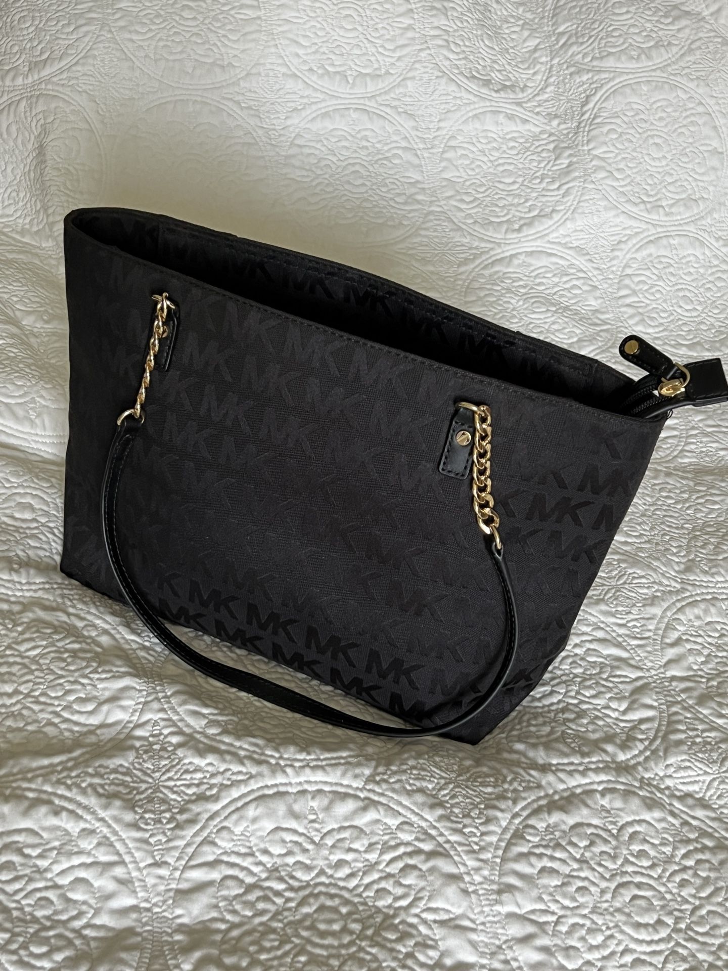 MK TOTE BAG