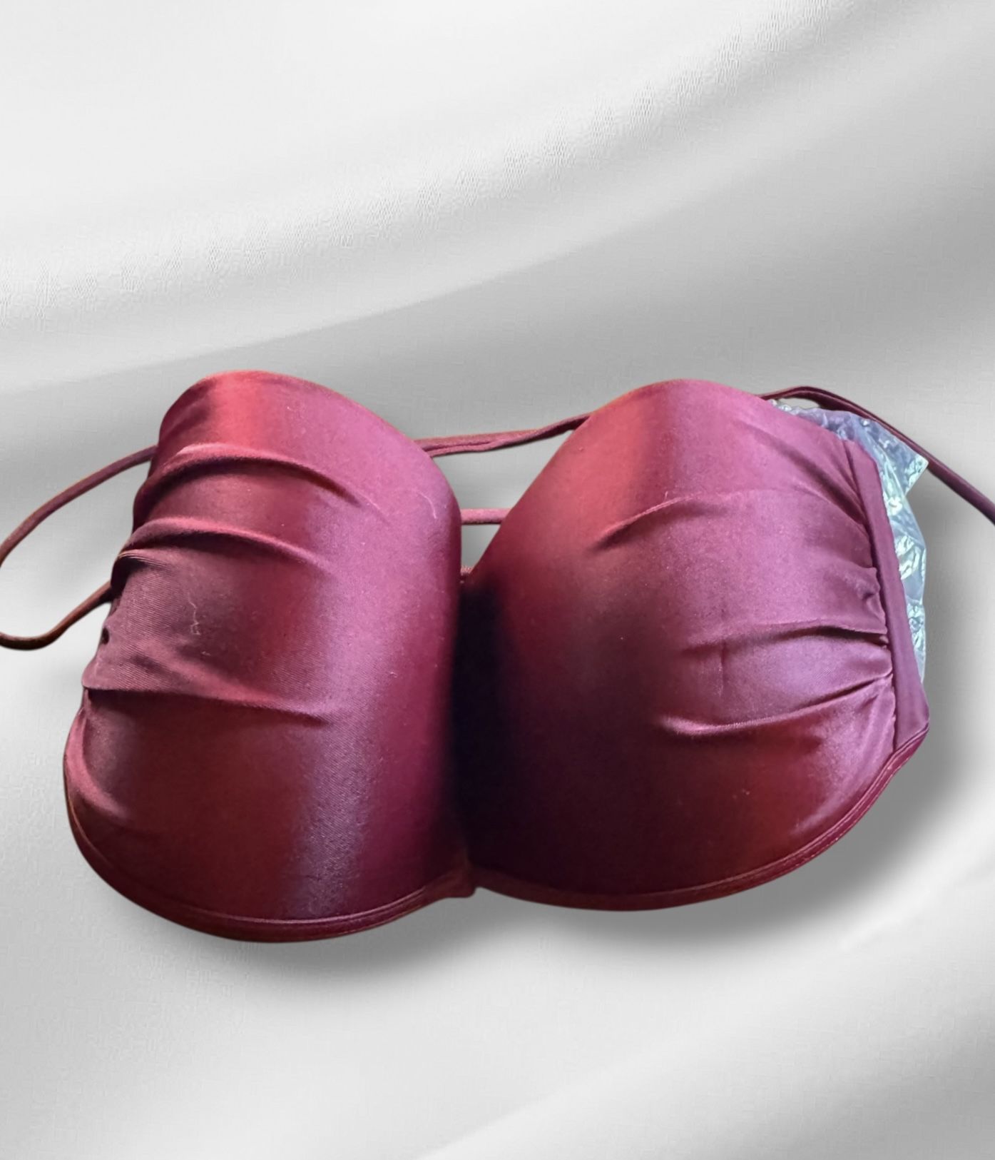 NWT Aerie Maroon Bandeau Bikini Bra – Size M  Cute & comfy for sunny days (Bikini Bottom not included)  