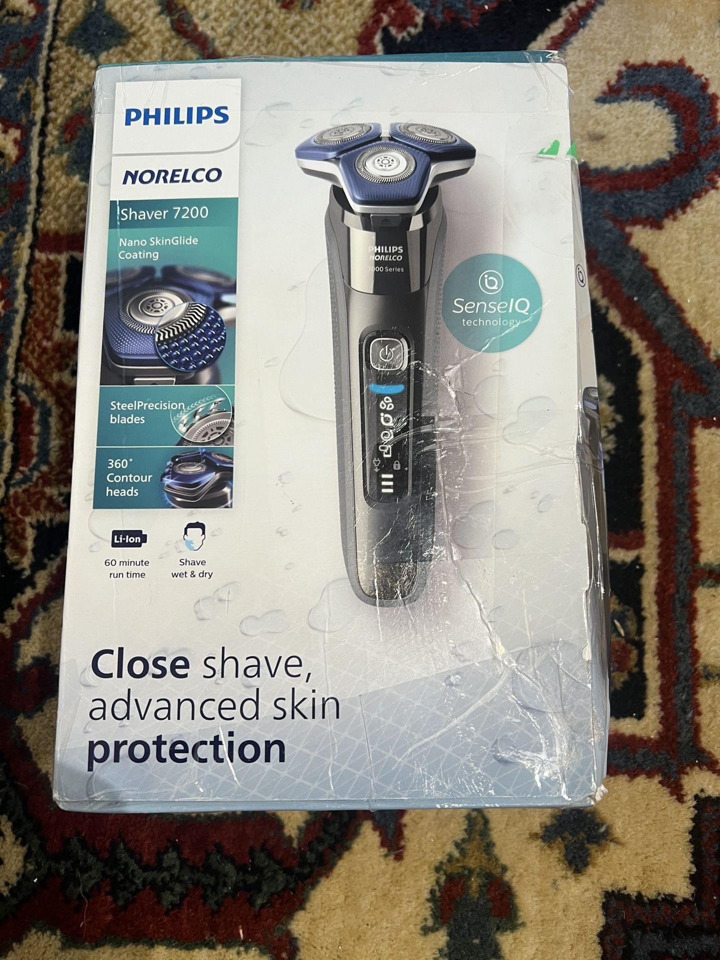 Open Box Philips Norelco Shavers New never used but no case included