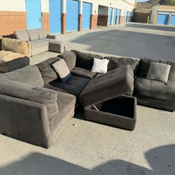 Sectional W/Ottoman 