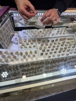 10k gold nugget earrings