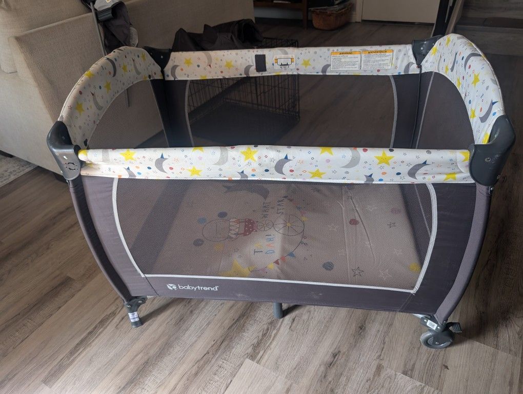 Baby Playpen/Bassinet/Changing Table