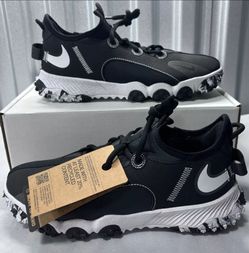 Brand New Nike Future Field Turf Baseball Shoe Black White Youth Sizes 3, 6 ⚾️ ⚾️ Also For Soccer Football ⚽️ 🏈
