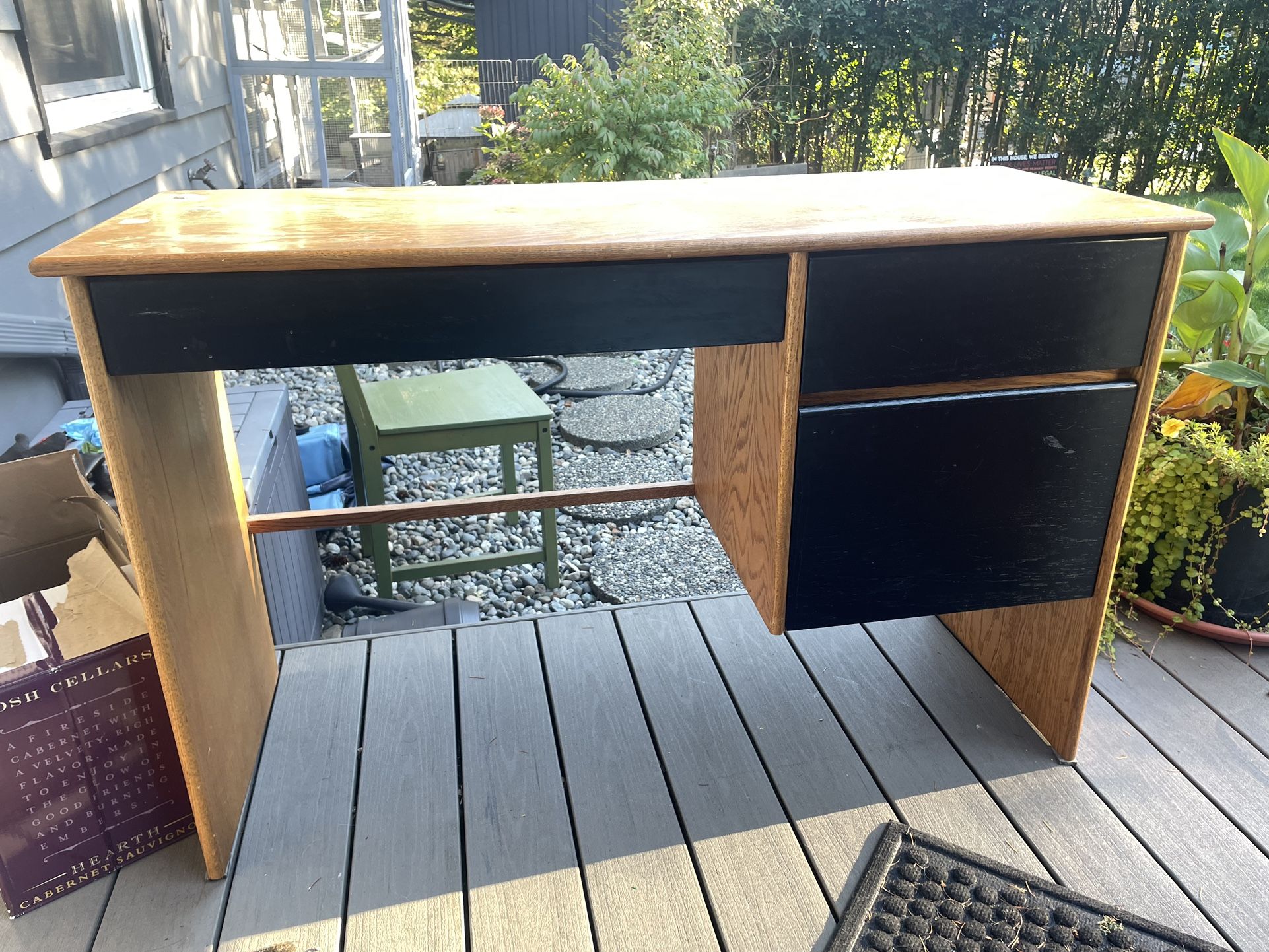 Free Medium Size Desk