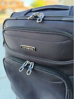 Samsonite Carry-On Spinner Luggage 21” black Softside Expandable