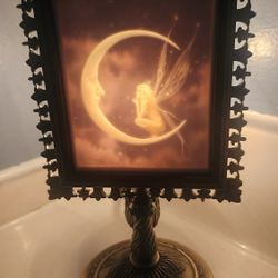 VICTORIAN TRANSLUCENT PORCELAIN LAMP PANEL