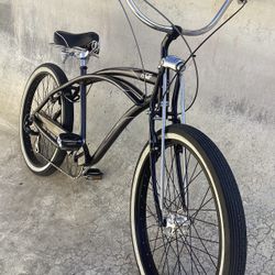 FELT BICYCLES HERITAGE CRUISER BIKE