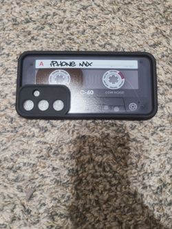 Retro Cassette Tape Phone Case - Black