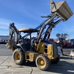 John Deere 410L Backhoe 