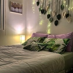 Full Size Mattress + Bed Frame – Like New