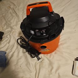 Armor All Portable Wet/Dry Vac