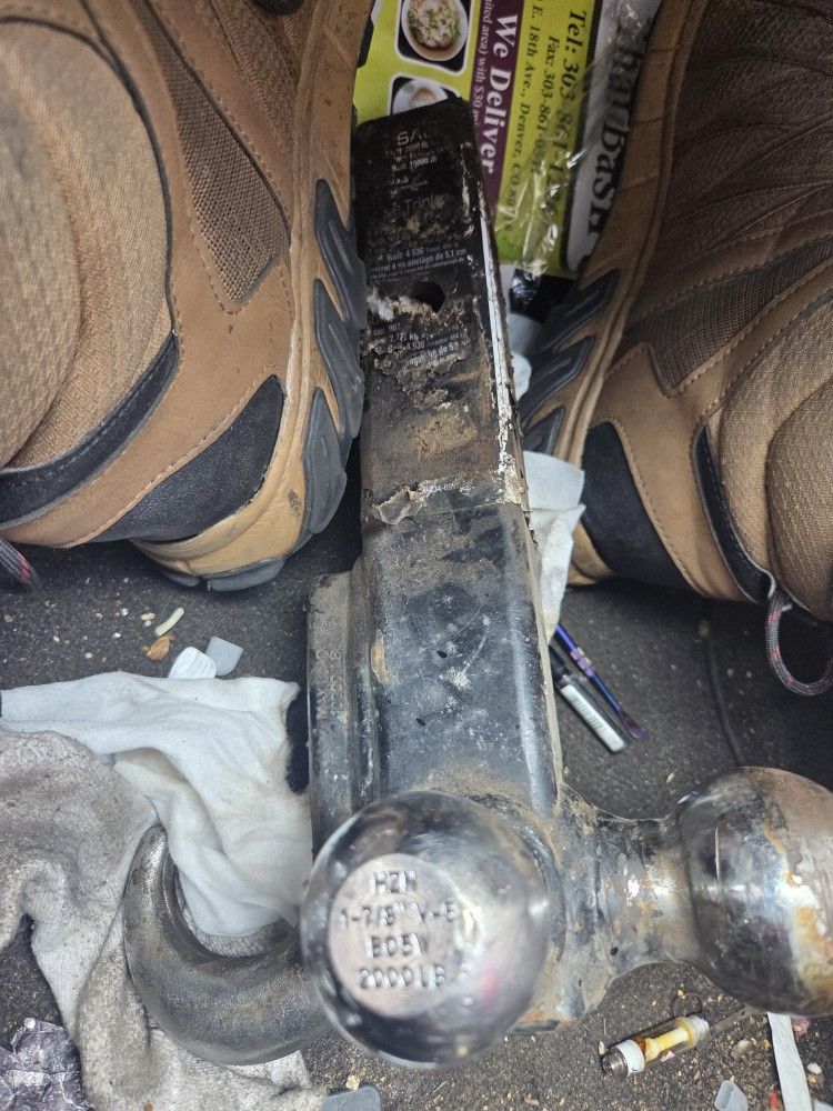 Hitch For A Truck Good Condition