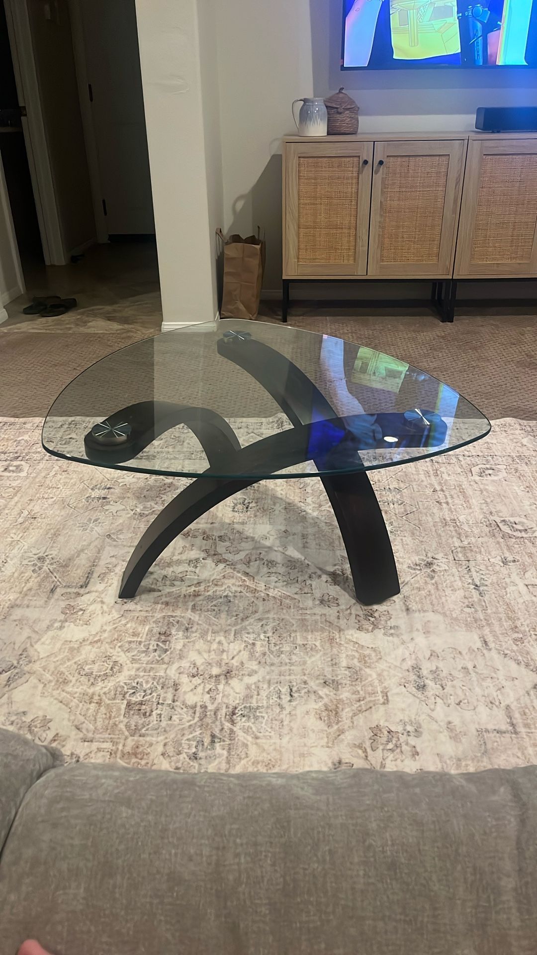 Free Glass Table