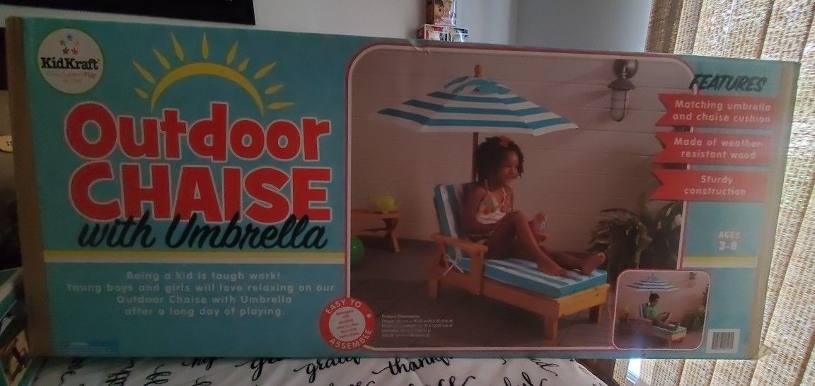 Kids Chaise Lounge with Umbrella