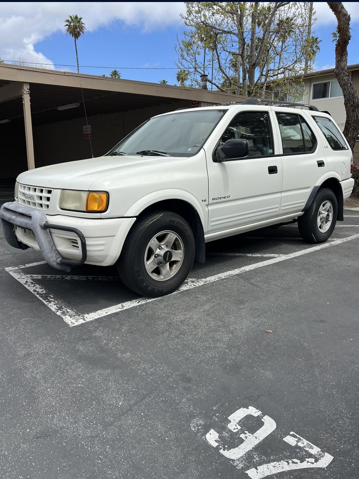 1999 Isuzu Rodeo for Sale in Long Beach, CA - OfferUp