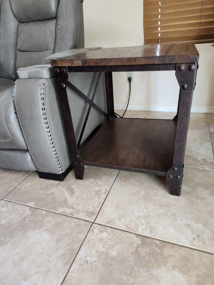 Coffee Table And Side Table