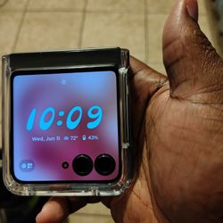 Metro By T-Mobile Motorola Razr 2024