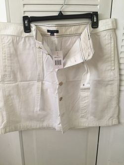Tommy Hilfiger white skirt
