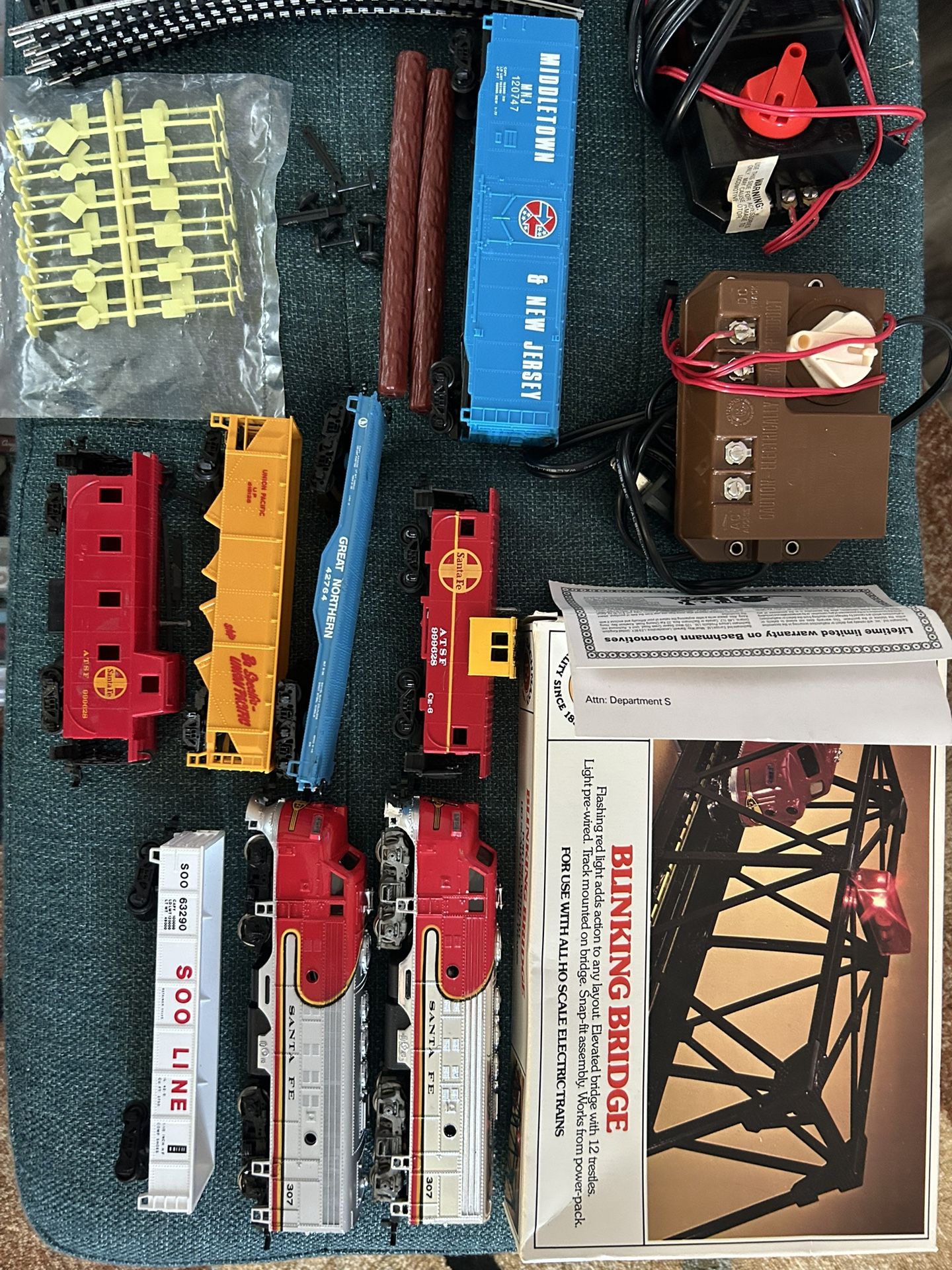 Lionel train Set HO