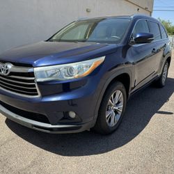 2015 TOYOTA HIGHLANDER XLE