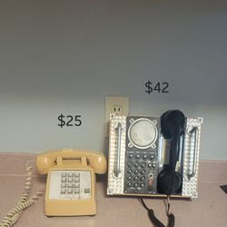 Vintage telephones 
touchtone tan $25
Spirit of St Louis hands-free $42
Pick up in Harlingen near Walmart 
Antiques, Telephones & Flags