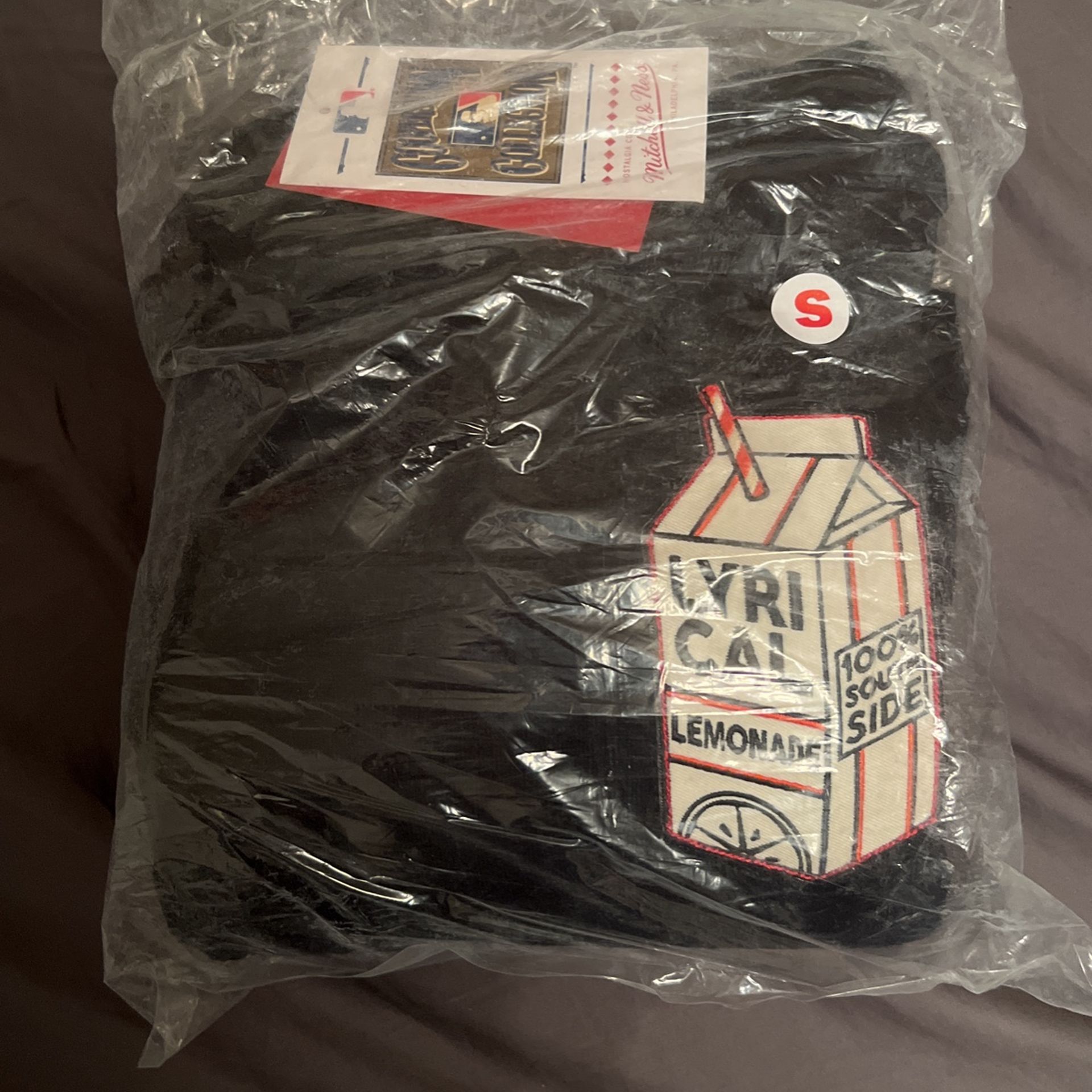 Lyrical lemonade White Sox Hoodie (Small)