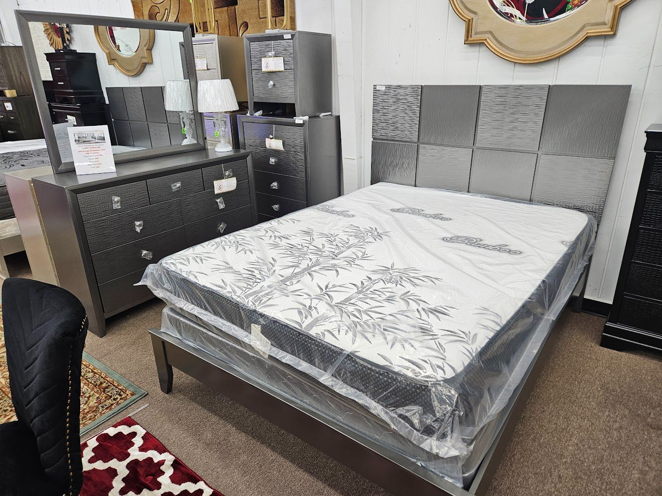 Free delivery and setup Queen size 5pc bedroom set
