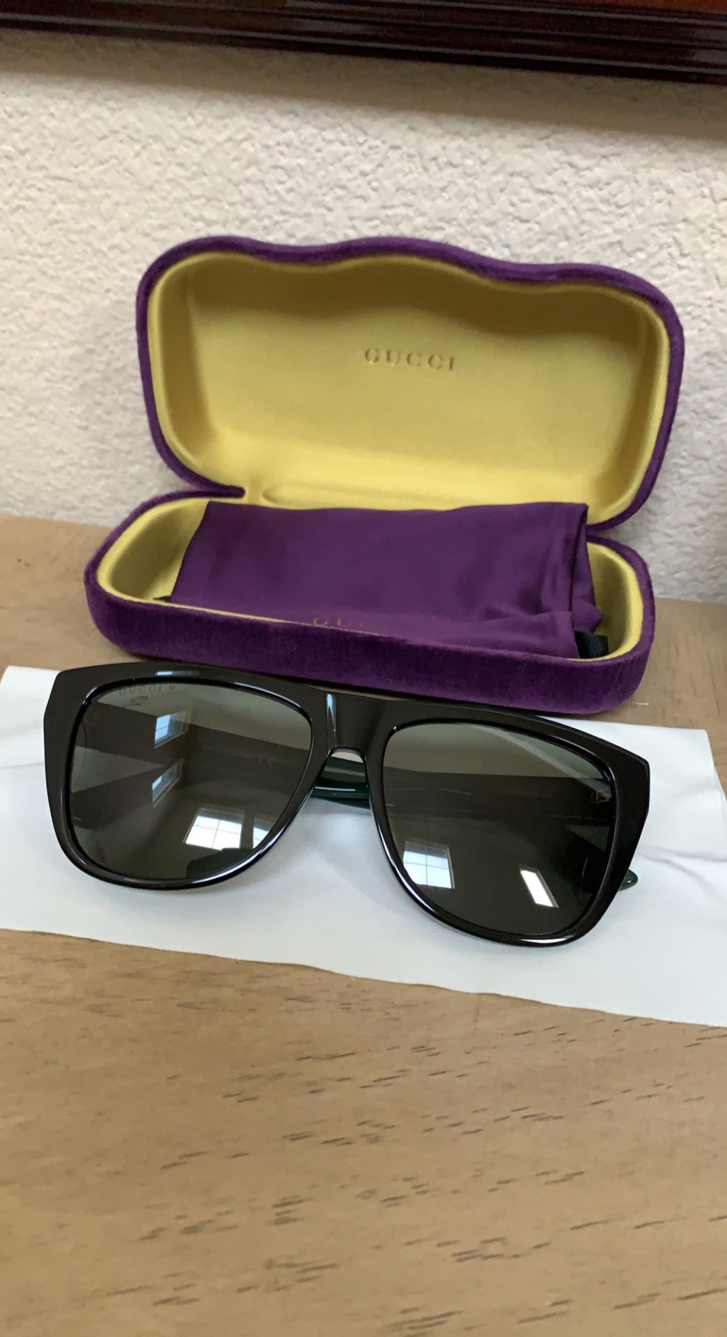 Gucci Shades