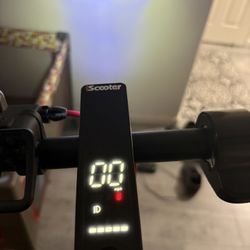 Iscooter I9 Goes 19 Sport And It’s Been Used But It’s In Good Conditions 