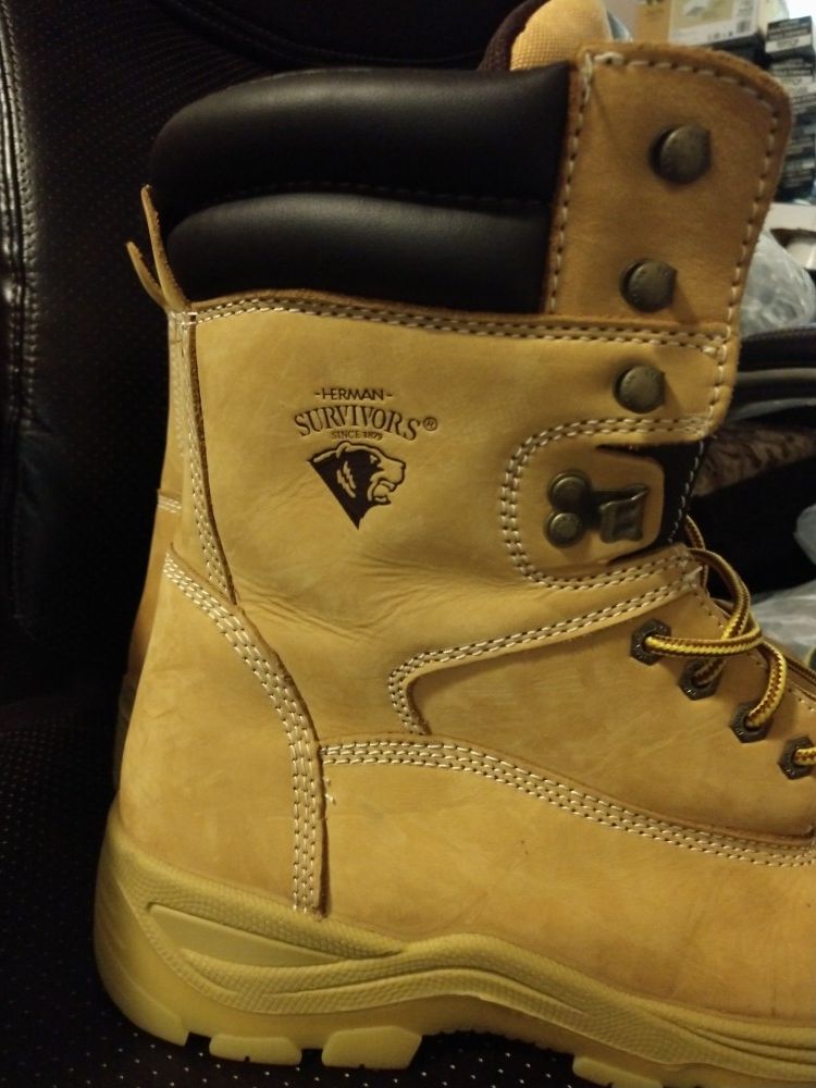 Botas para trabajo de casquiyo modelo Herman survivors for Sale in
