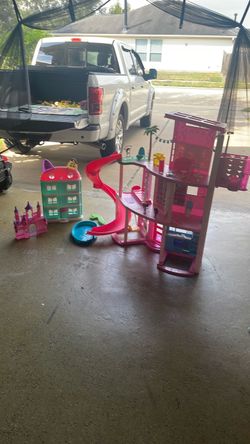 3-in-1 Girls Playset Lot: Barbie Dreamhouse, Gabby's Dollhouse & Shopkins Castle