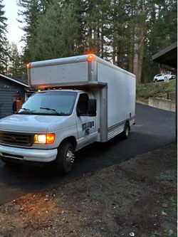 2006 Ford E-450