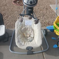 Graco Simple Sway Baby Swing