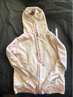 Pink gap sweater