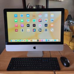 Imac 21.5-inch late 2015 **READ FULL ** NO TRADES ** Intel Core i5 2.8 GHz 8GB RAM  256GB SSD  MacOS Monterey version 12.7. It has a small crack line,