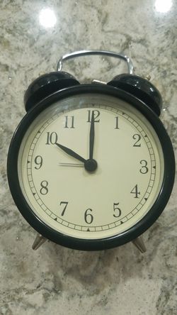 Retro analog clock with real bell alarm, loud and annoying!