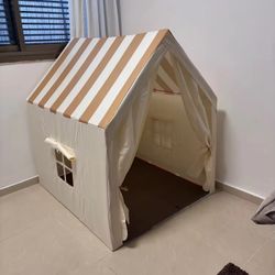 Kids Playhouse Indoor & Outdoor Toddler Tent