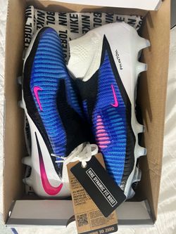 Model: Nike Phantom 6 High Elite FG
