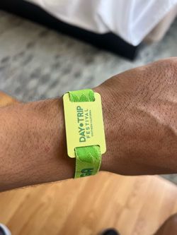 2 Daytrip Tickets for SUNDAY