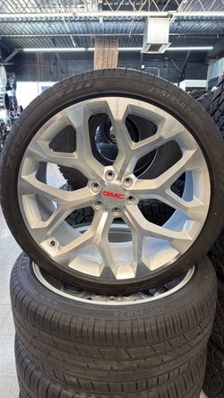 GMC 24" Wheels with 295/35R24 Tires BRAND NEW