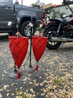 2 Working Lamps $20 for 2 In La Cañada