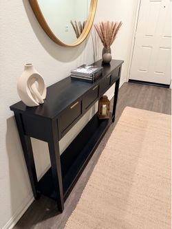 Black entry table