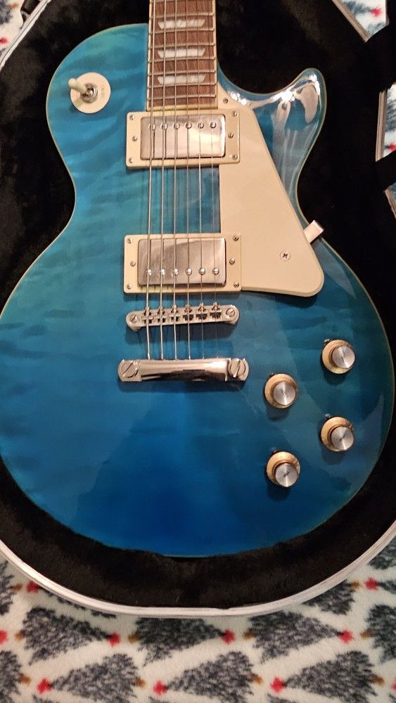 Epiphone Les Paul, 60's Quilt Top Edition Translucent Blue W/ Hard Case