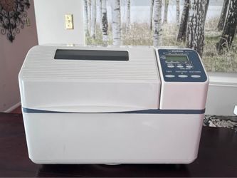 Zojirushi Home Bakery Supreme Breadmaker BB-CEC20 White 2lb Dual Blade Bread Machine