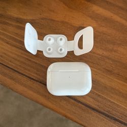 Apple Airpods Pro (1st Generation)