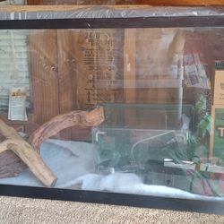 Large Reptile/Fish Tank 