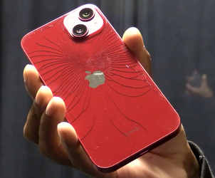 iPhone 13 128GB RED – Fully Functional, Cracked Back