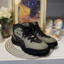 Oakley Mens Boots 
