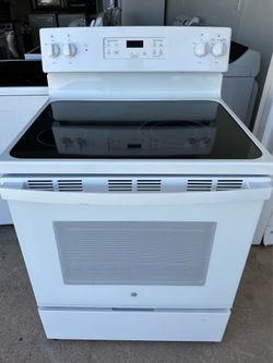 GE electric stove 30” (1 month warranty)